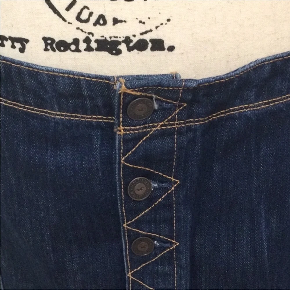 NWOT Hollister Dark Blue Mini Skirt 6 Button Detail Size 11